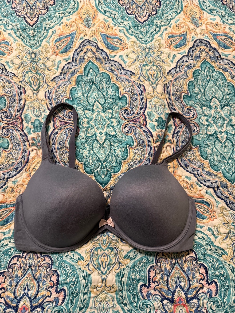 Body by Victoria Push-Up 36DD Gray T-Shirt Bra - Women Intimates & Sleepwear